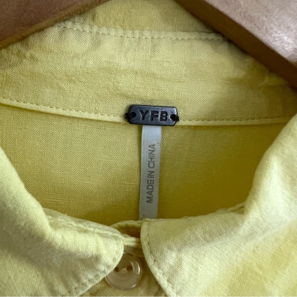 Young Fabulous & Broke Linen Blend Yellow Twist Front Shirt - Picture 3 of 7